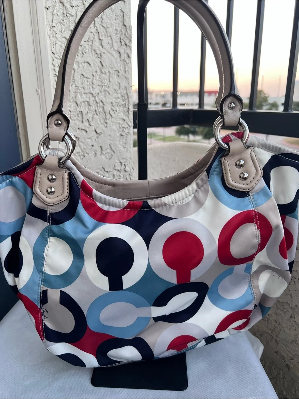 Coach Ashley Multicolor Signature Circle-Print Tote Bag - Beige Trim